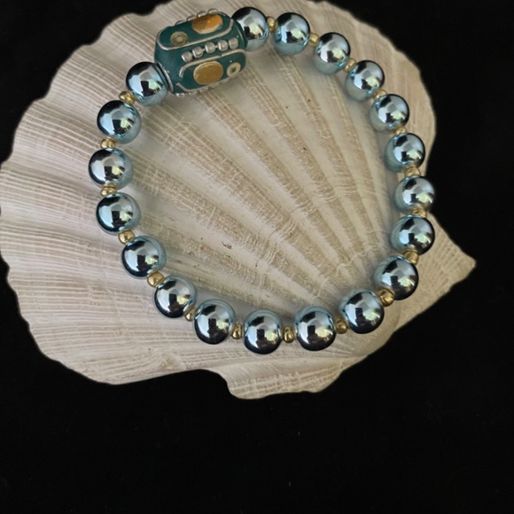 Grounding &  Protection Turquoise Hematite Beaded Stretch Bracelet - Picture 5 of 5